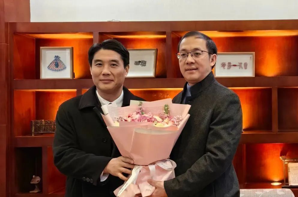 https://mmbiz.qpic.cn/sz_mmbiz_jpg/2p7dYNW6LibNezAricdBIz1oUo7v5CzIxoiaDiaPTOtgFZocejgmHEAGQicbvwykVZ0e7ghibeznLLiaiatAOODtpGRDWw/640?wx_fmt=jpeg&from=appmsg