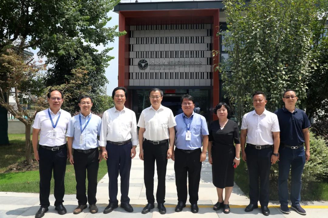 https://mmbiz.qpic.cn/sz_mmbiz_jpg/2p7dYNW6LibNezAricdBIz1oUo7v5CzIxoP41KI7PPXeibrAupXVcEenmEjQlWgnRJLUnLIQibp1W06Ijj4uVia8QAQ/640?wx_fmt=jpeg&from=appmsg